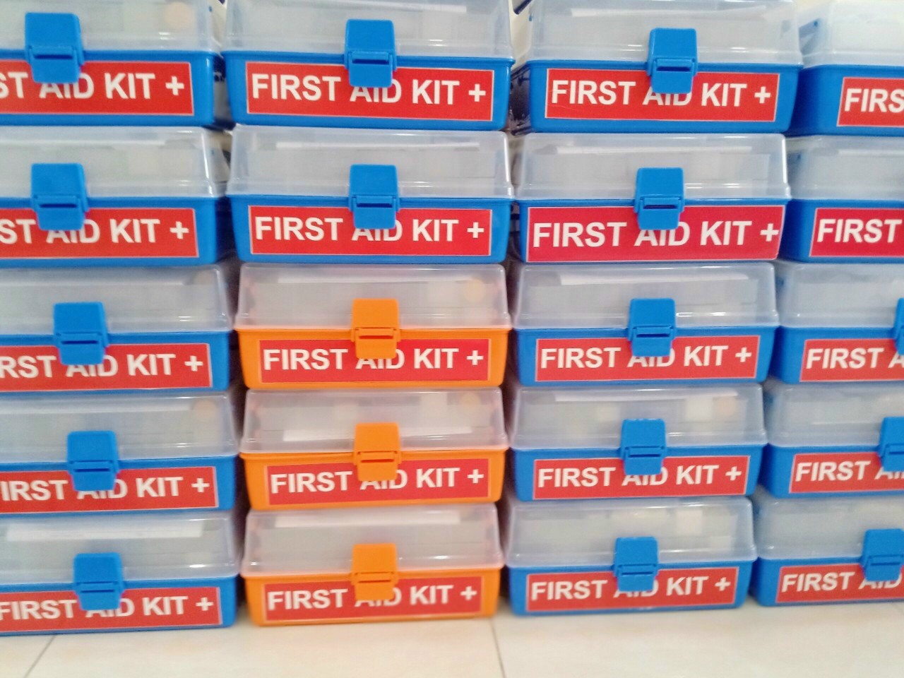 hop-cuu-thuong-first-aid-kit sll